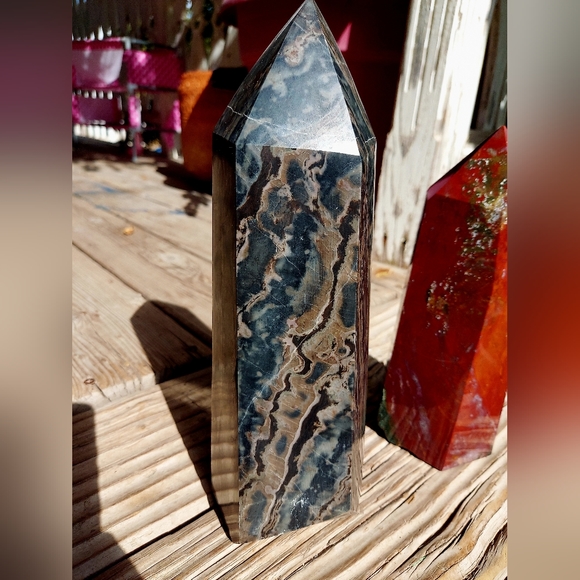 Huge Statement Piece Crystal Tower - Picture 2 of 9